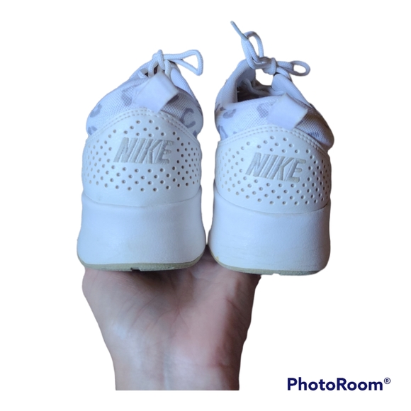 Nike Air Max Theo White w/ Animal Print Women's Sz 10 - Picture 3 of 14